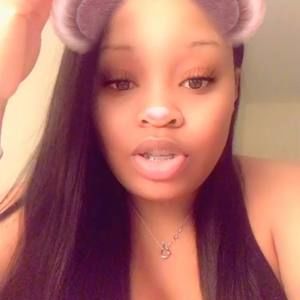 Meet your Posher, Alisha